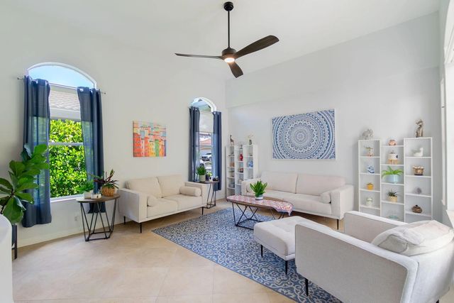 4 of 62 - 428 Cresta Circle, West Palm Beach, FL