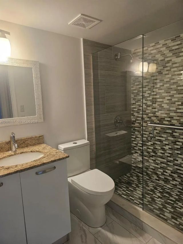 4 of 12 - 6955 Nw 186th Street #f306, Hialeah, FL