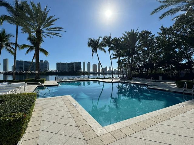 2 of 23 - 3235 Ne 184th Street, Aventura, FL