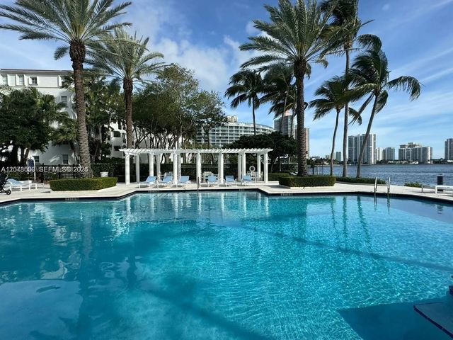 4 of 23 - 3235 Ne 184th Street, Aventura, FL