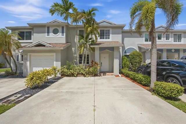 4441 Sw 11th Place, Deerfield Beach