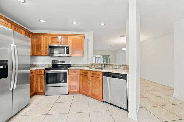 3 of 47 - 4441 Sw 11th Place, Deerfield Beach, FL