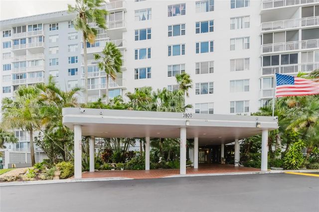 3800 Hillcrest Drive #412, Hollywood