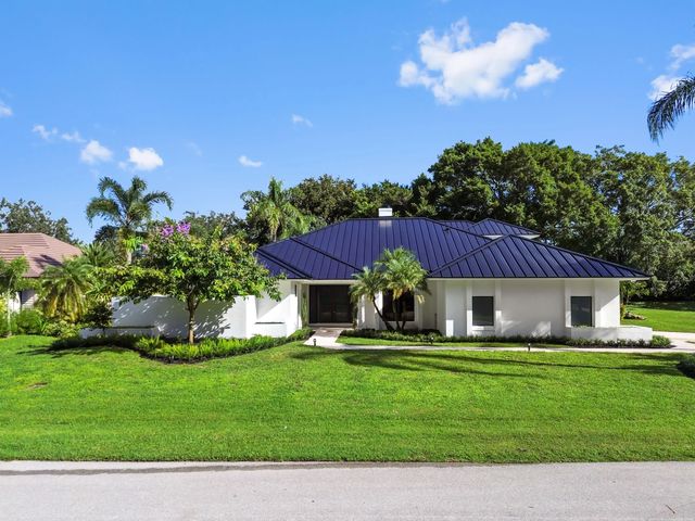 10 Alnwick Road, Palm Beach Gardens