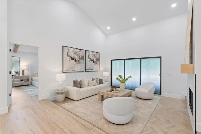 5 of 49 - 10 Alnwick Road, Palm Beach Gardens, FL