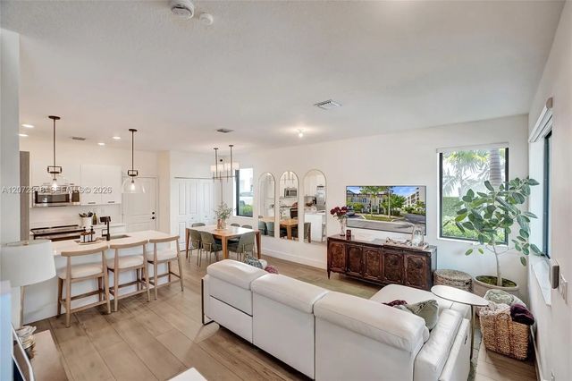 2 of 109 - 8166 Nw 42nd Street, Doral, FL