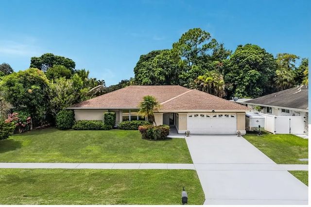 230 Ponce De Leon Street, Royal Palm Beach