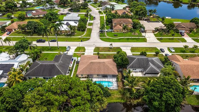 5 of 33 - 230 Ponce De Leon Street, Royal Palm Beach, FL