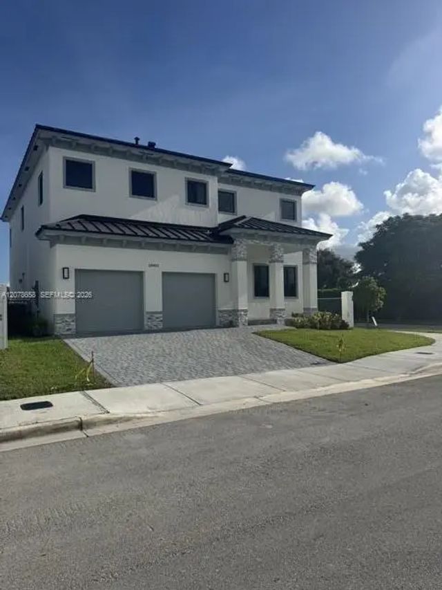 3 of 27 - 18903 Sw 317th Terrace, Homestead, FL