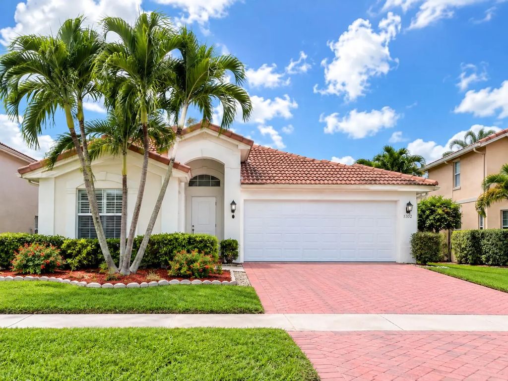 3694 Miramontes Circle, Wellington