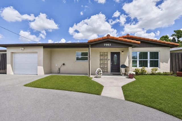 3 of 37 - 7961 N Normandy Street, Miramar, FL