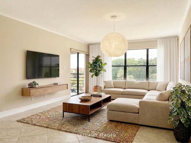 2306 S Cypress Bend Drive #420, Pompano Beach