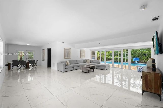 5 of 29 - 1308 Seabreeze Boulevard, Fort Lauderdale, FL