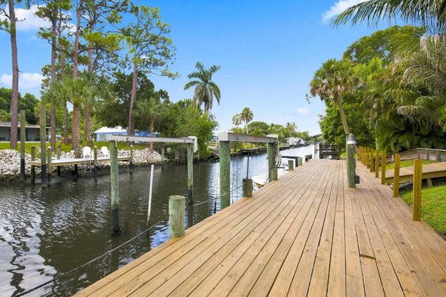 5 of 19 - 26 Sw Cabana Point Circle, Stuart, FL