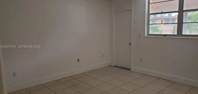 4 of 6 - 12590 Ne 16th Avenue #206, North Miami, FL
