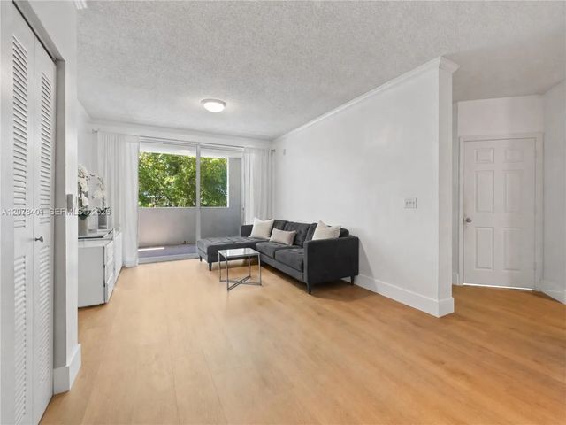 5 of 34 - 17145 N Bay Road #4311, Sunny Isles Beach, FL