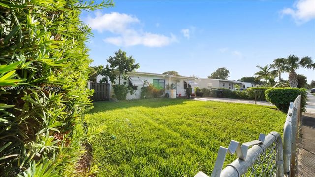 2 of 24 - 1038 Nw 11th Court, Fort Lauderdale, FL