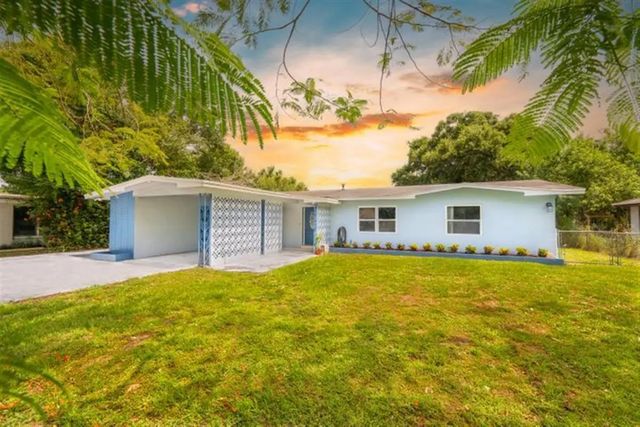 2120 Cortez Boulevard, Fort Pierce