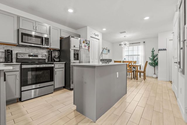 2 of 38 - 5031 Genove Place, Riviera Beach, FL