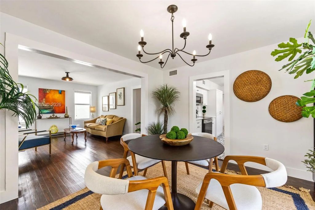 7121 Sw 63rd Avenue, South Miami