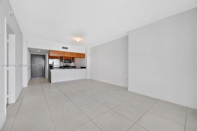 5 of 20 - 1750 N Bayshore Drive #4011, Miami, FL