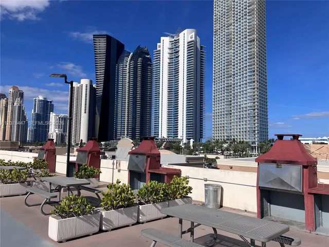 3 of 12 - 17011 N Bay Road #205, Sunny Isles Beach, FL