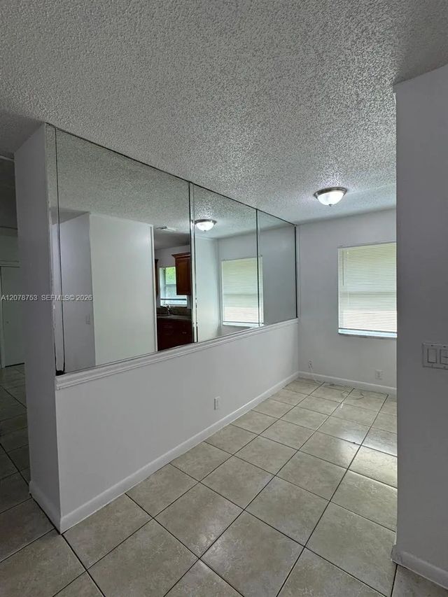 5 of 17 - 1746 N 3rd Avenue N #2, Lake Worth, FL