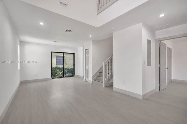 4 of 22 - 3051-3053 Nw 59th Street, Miami, FL