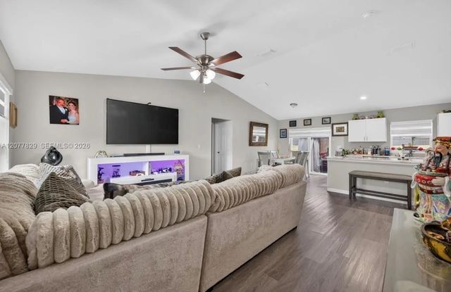 5 of 25 - 5674 N Claremont Drive, Citrus Springs, FL