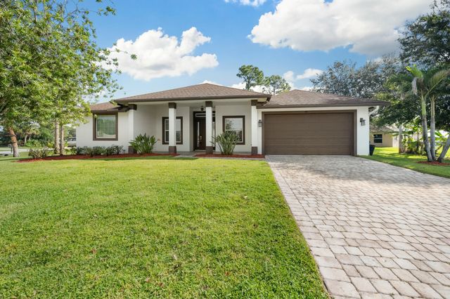 1949 Sw Lawn Lane, Port St. Lucie