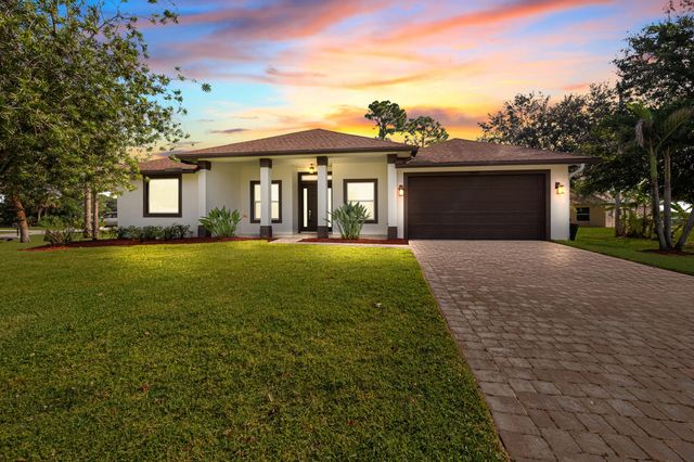 3 of 30 - 1949 Sw Lawn Lane, Port St. Lucie, FL