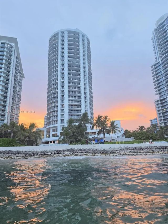 17375 Collins Avenue #2706, Sunny Isles Beach