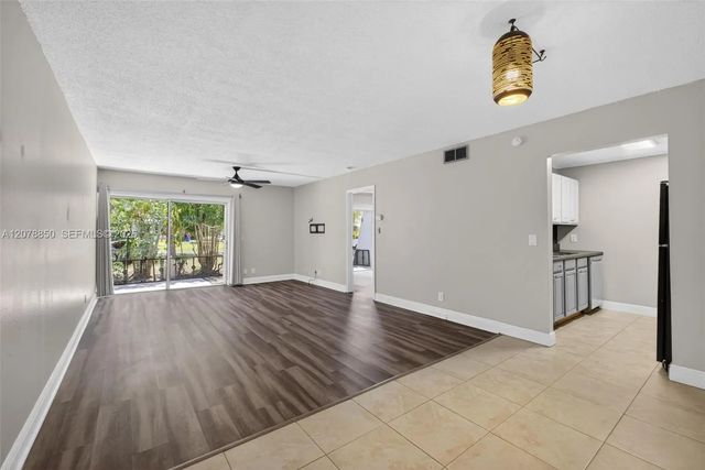 2 of 41 - 725 Hummingbird Way #109, North Palm Beach, FL