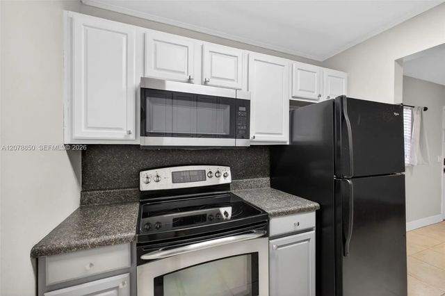 5 of 41 - 725 Hummingbird Way #109, North Palm Beach, FL