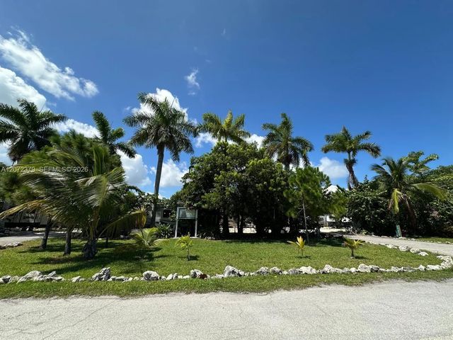 4 of 4 - 29859 Overseas Highway, Big Pine Key, FL
