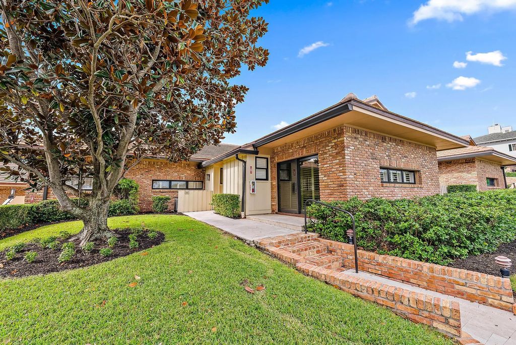 11860 Se Hill Club Terrace #204, Jupiter