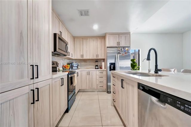 4 of 35 - 1314 Nw 2nd Terrace, Florida City, FL