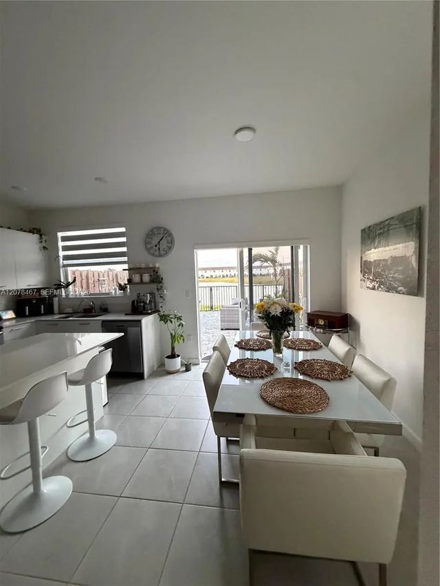 4 of 34 - 2371 Nw 122nd Terrace, Miami, FL