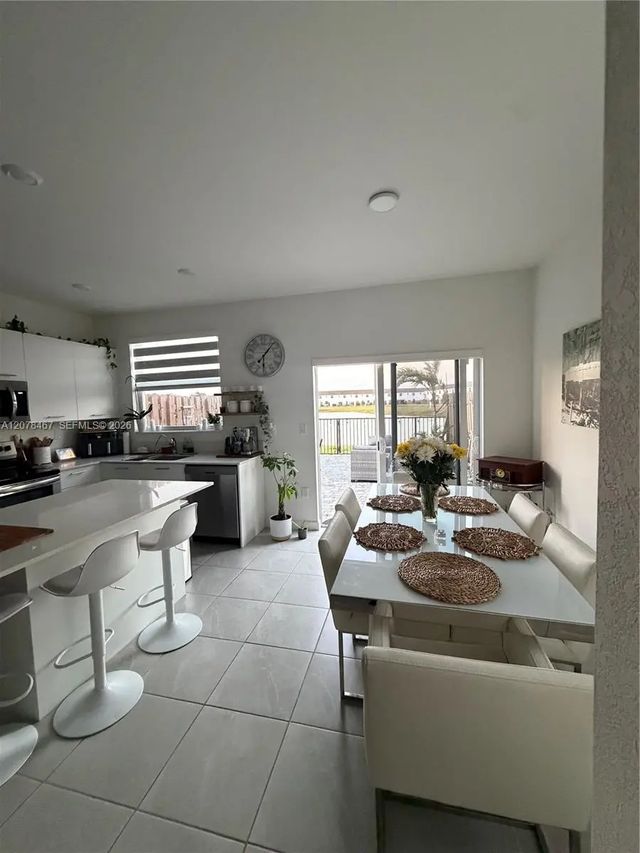 5 of 34 - 2371 Nw 122nd Terrace, Miami, FL