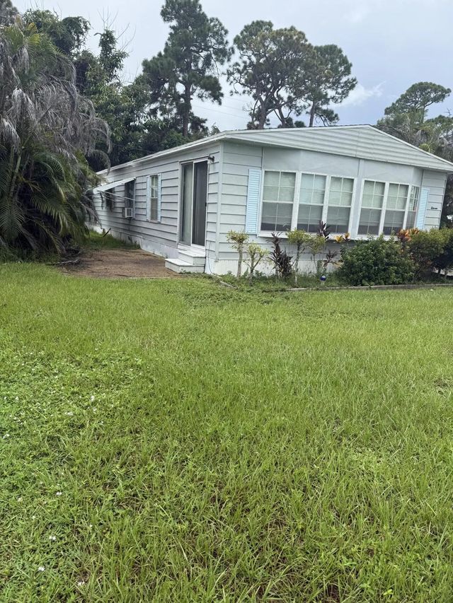 4 of 6 - 11 Se La Mesa, Port St. Lucie, FL