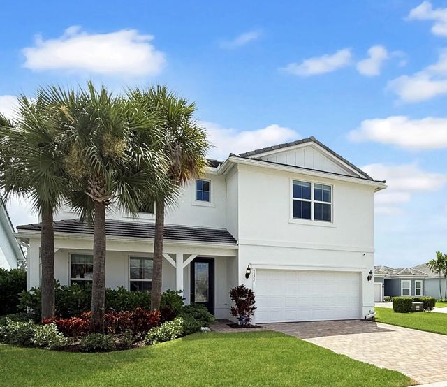 5322 Yellow Water Lily Court, Lake Worth