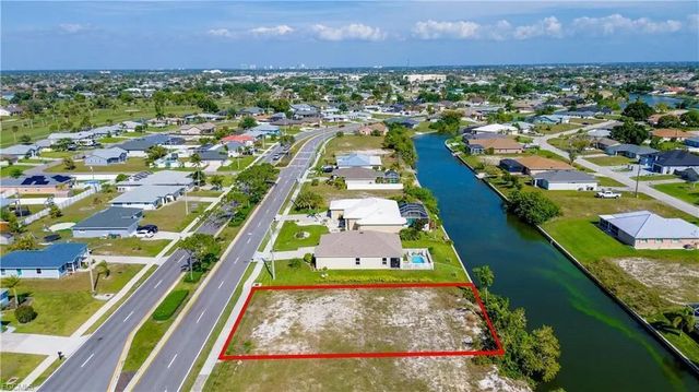 3 of 10 - 136 Nicholas Parkway W, Cape Coral, FL