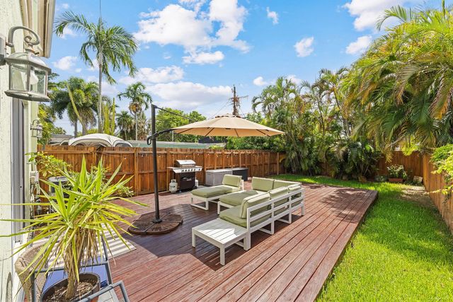 3 of 58 - 1323 Ne 5th Terrace #1323, Fort Lauderdale, FL