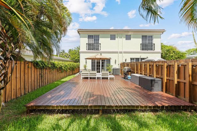 5 of 58 - 1323 Ne 5th Terrace #1323, Fort Lauderdale, FL
