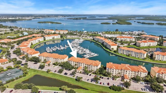 2 of 38 - 16 Harbour Isle Drive W #302, Fort Pierce, FL