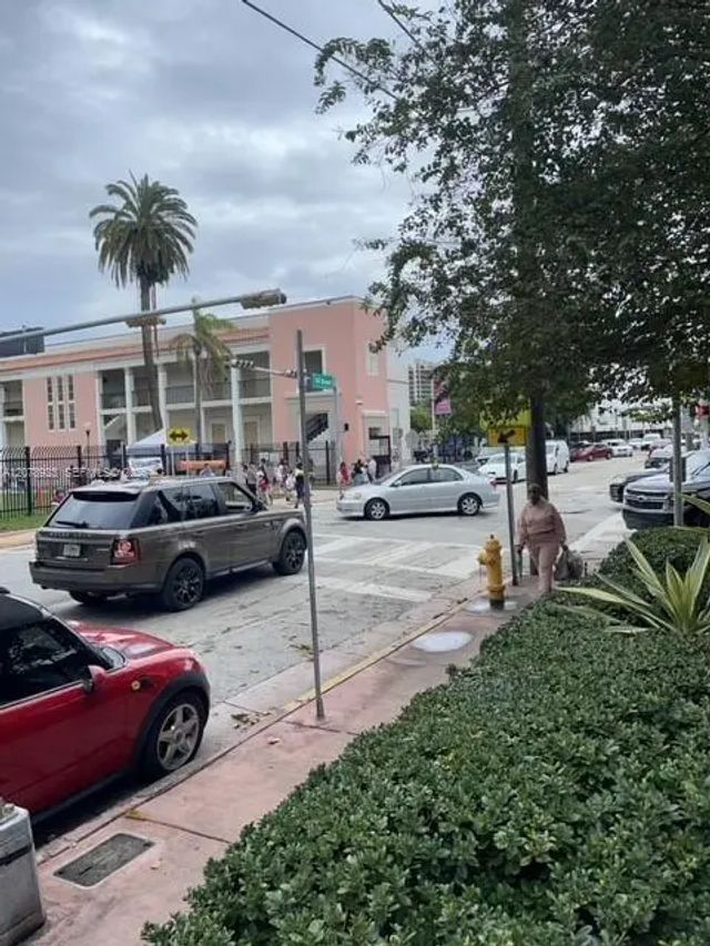 3 of 13 - 500 14th Street #106, Miami Beach, FL
