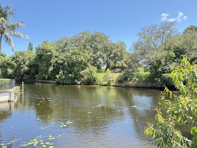 4 of 6 - 8432 Waterway Drive, Lake Clarke Shores, FL