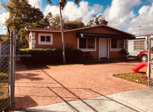 2272 Nw 66th Street, Miami