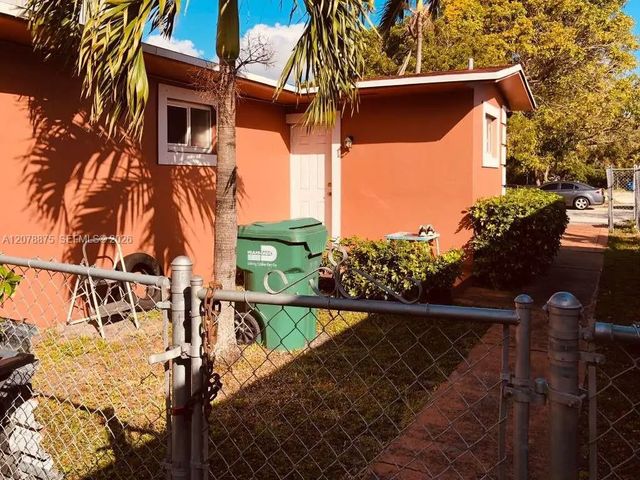 3 of 39 - 2272 Nw 66th Street, Miami, FL