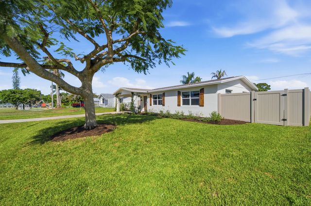 4 of 40 - 1803 Se Lafayette Street, Stuart, FL